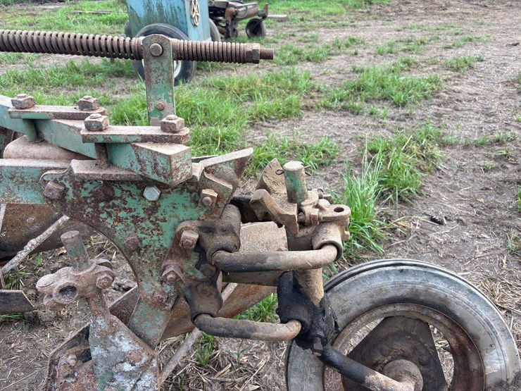 john-deere-14-image-51