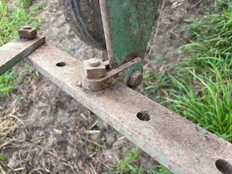 john-deere-14-image-30