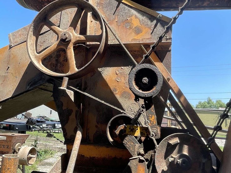 minneapolis-moline-1200-corn-sheller-image-68