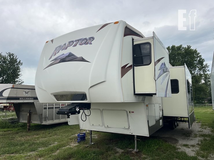 2008-keystone-rv-co-raptor-3712ts-image-1