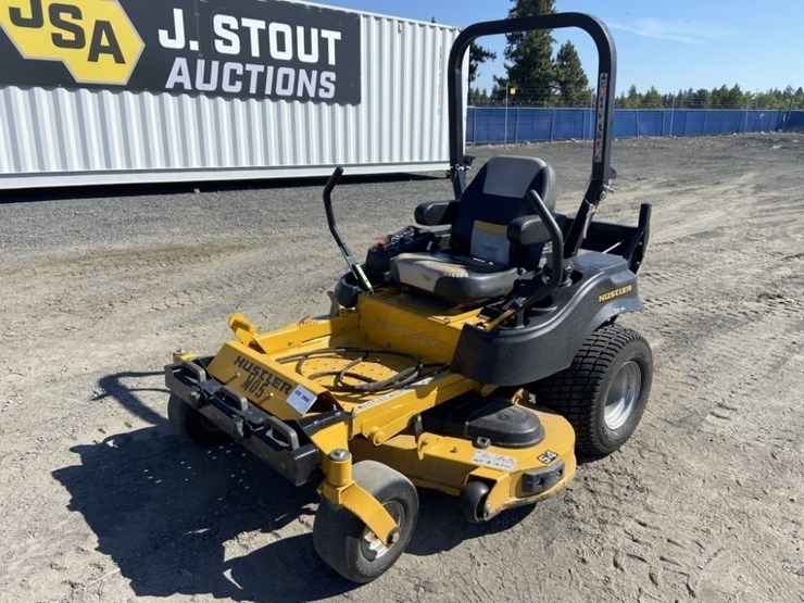 hustler-fastrak-zero-turn-mower-image-1