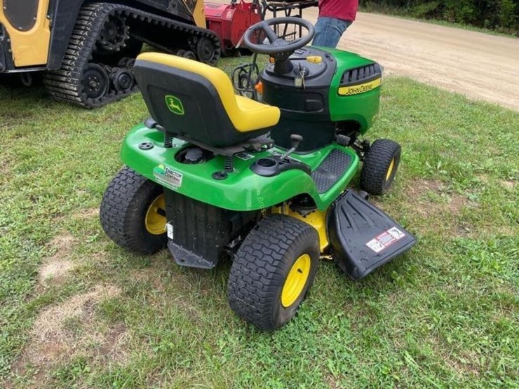 john-deere-d105-image-3
