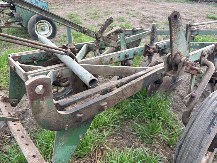 john-deere-14-image-32