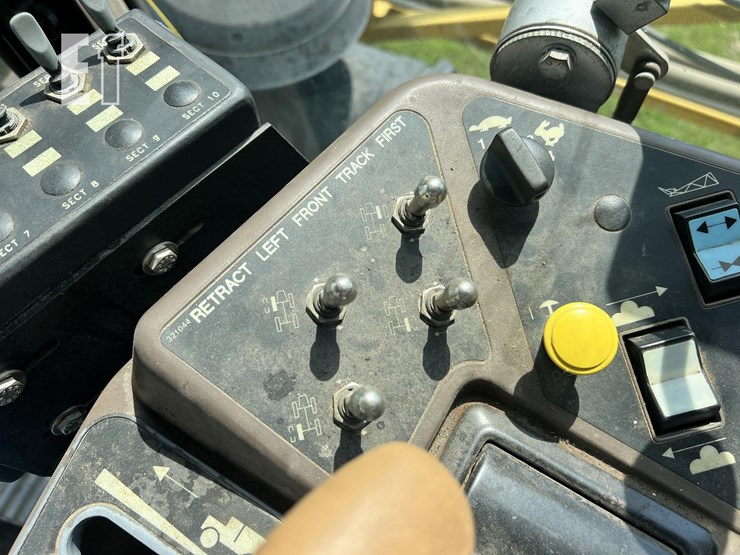 ag-chem-rogator-854-image-73
