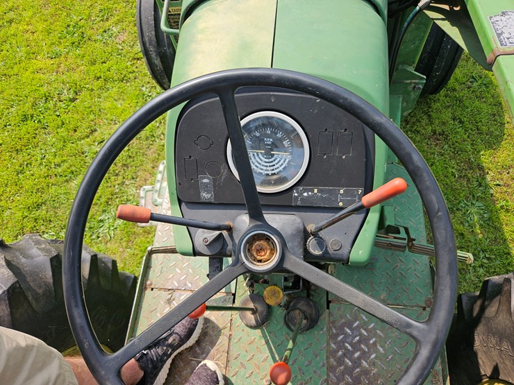 1982-john-deere-2940-image-30