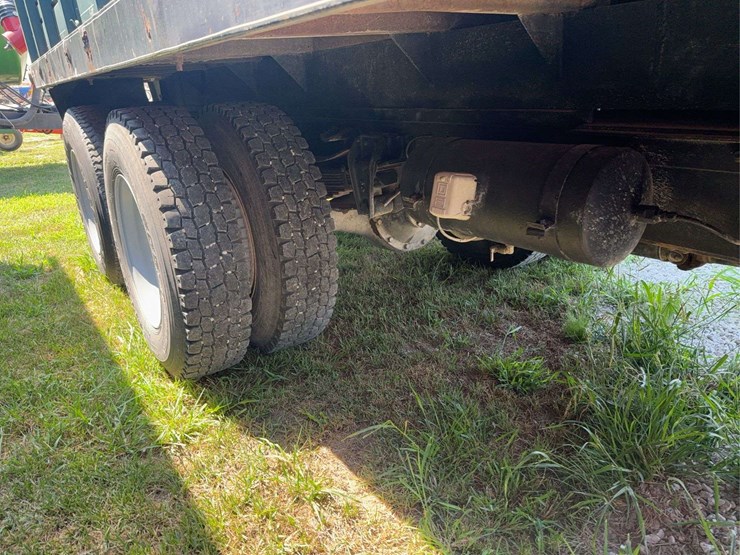 1975-wheeler-18-ft-image-4