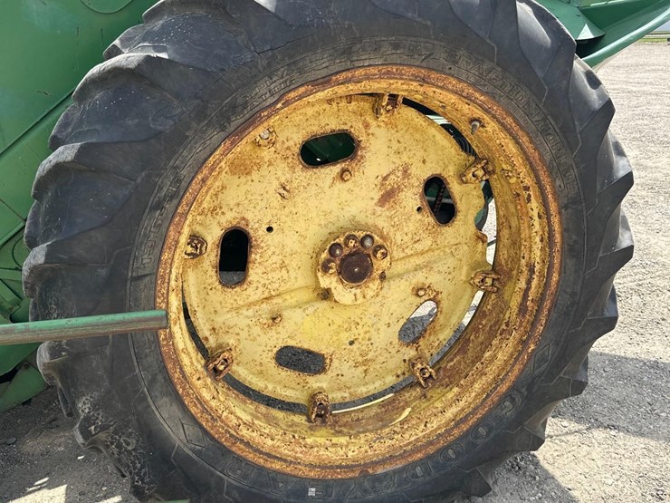 john-deere-60-image-3