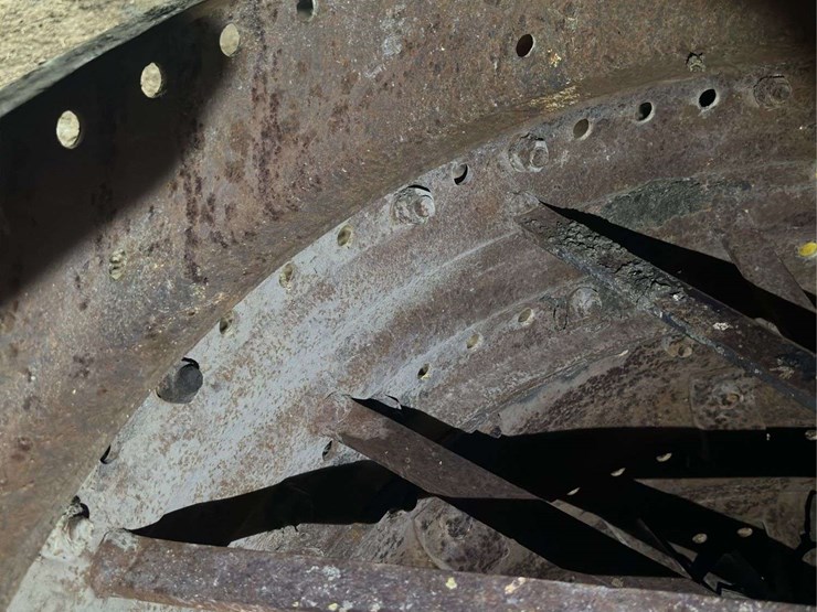 (2)-42-inch-rear-steel-wheels-with-lugs-and-extensions-image-17