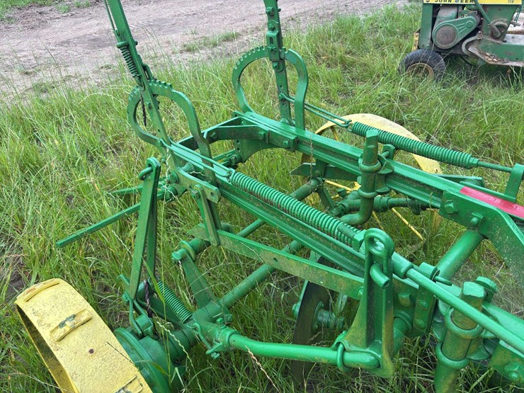 john-deere-14-image-28
