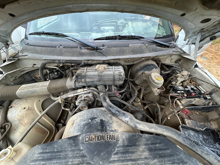 2001-dodge-ram-1500-image-18