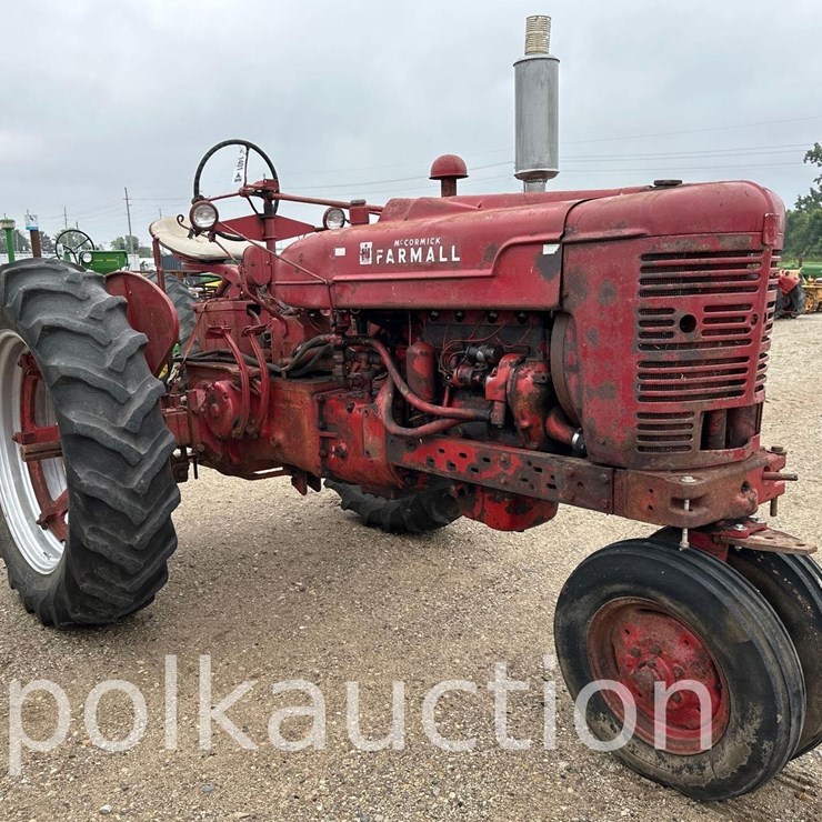 1401 - FARMALL SUPER M-TA (SN# 69525)