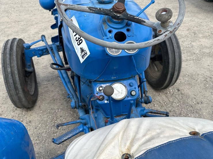 ford-3000-image-8