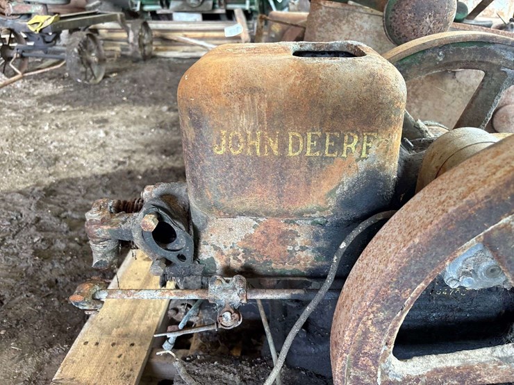 john-deere-model-e-1.5-hp-engine-image-15