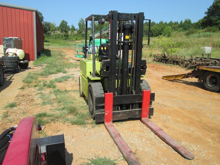 #11-•-#26830-•-clark-8000lb-cushion-tire-forklift-y685-0316-5960fa-image-2