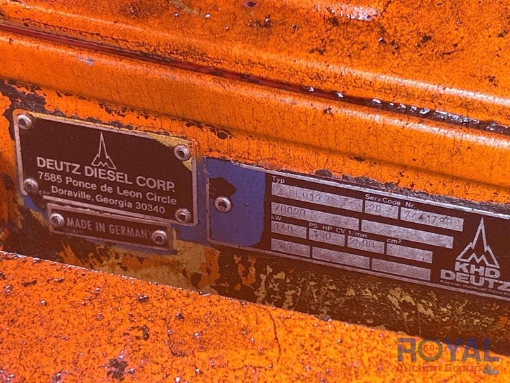 1991-grove-rt740b-image-8