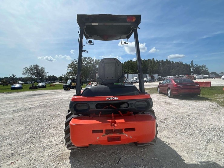2011-kubota-r520s-image-19