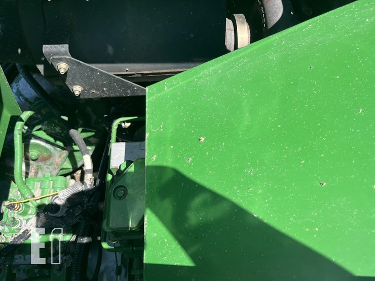 2005-john-deere-9560-sts-image-31