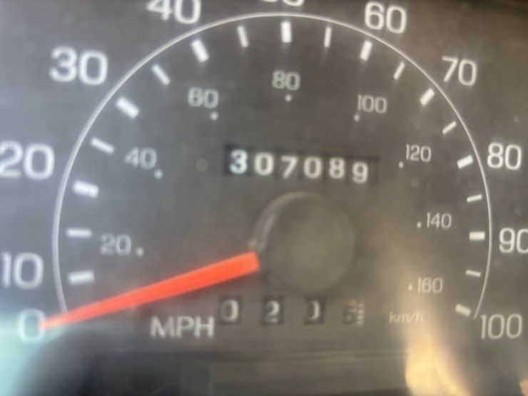 2001-ford-f350-xl-image-42