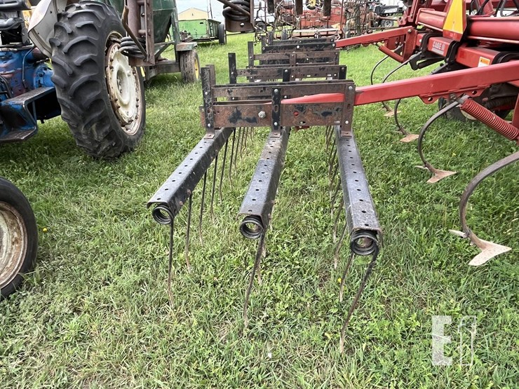 case-ih-4300-image-9