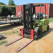 #11 • #26830 • Clark 8000lb Cushion Tire Forklift Y685-0316-5960FA