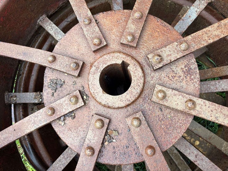 (2)-mccormick-deering-cutoff-wheels-image-7