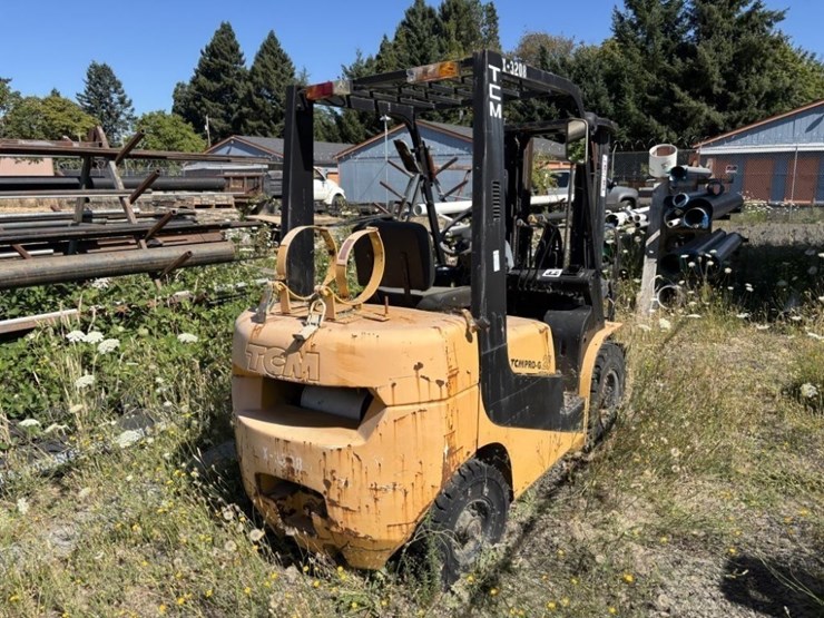 tcm-fg25t7l-forklift-image-4