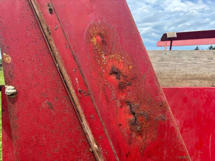 massey-harris-clipper-combine-image-12