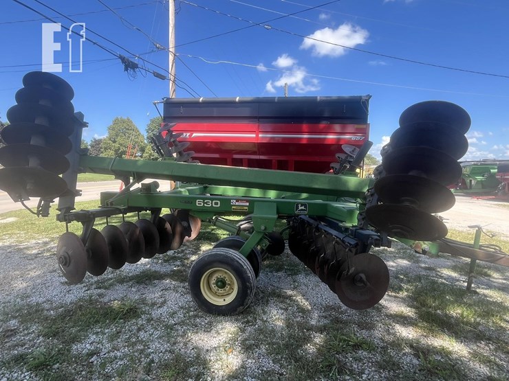 john-deere-630-image-2