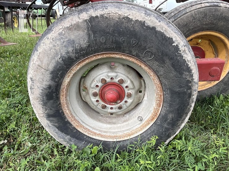 case-ih-4300-image-6