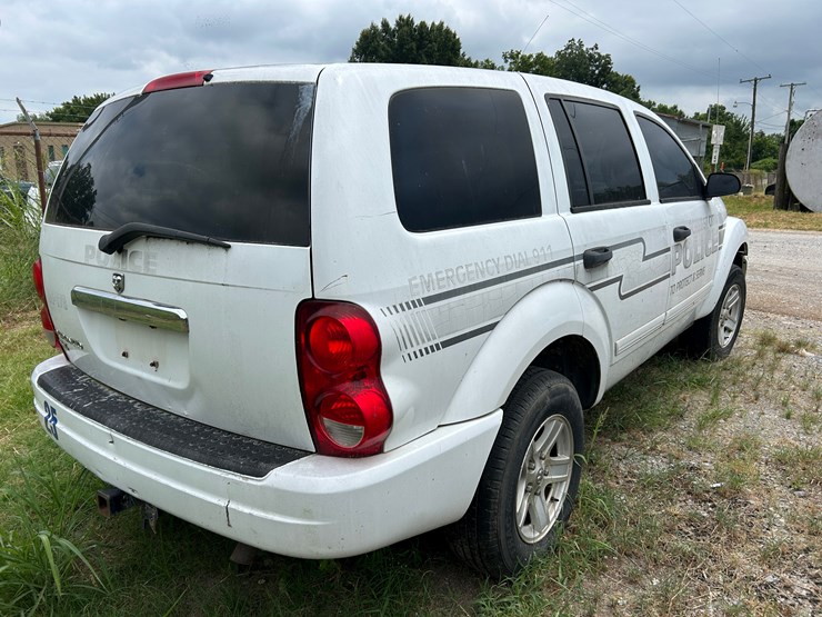 2005-dodge-durango-image-3