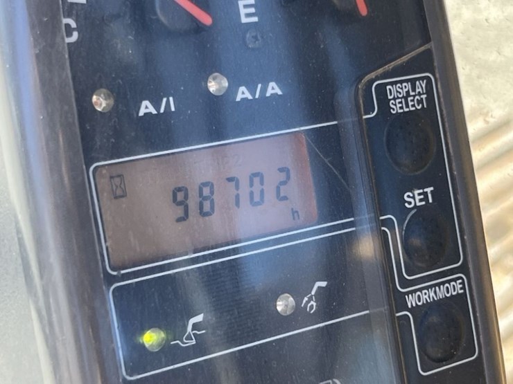2008-deere-120c-image-33