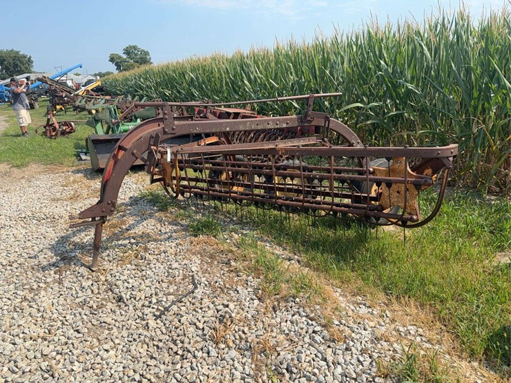 new-holland-256-image-1