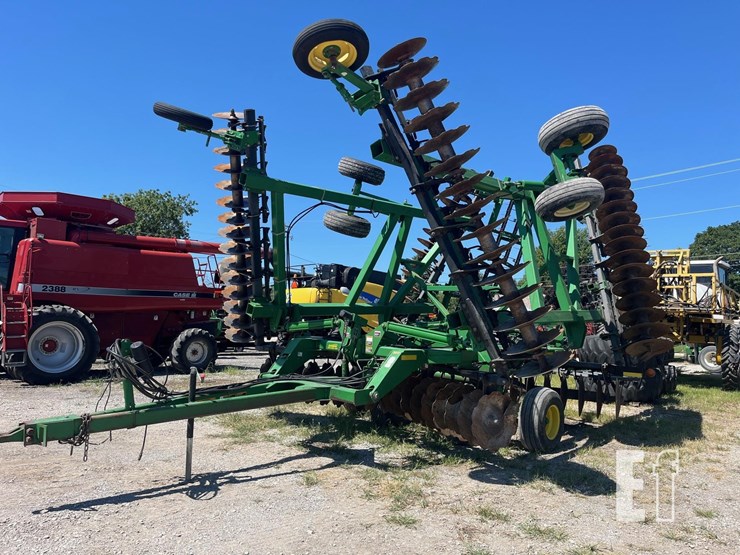 2008-john-deere-637-image-13