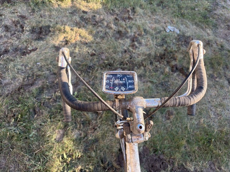 john-deere-bike-image-10