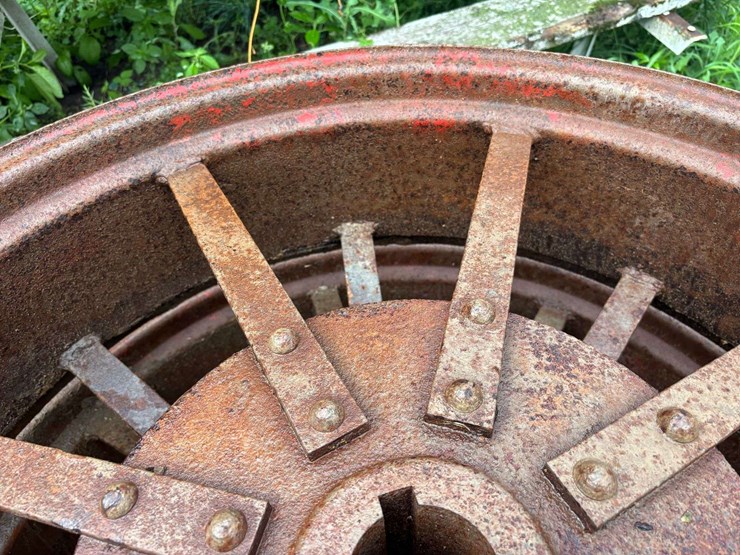 (2)-mccormick-deering-cutoff-wheels-image-5