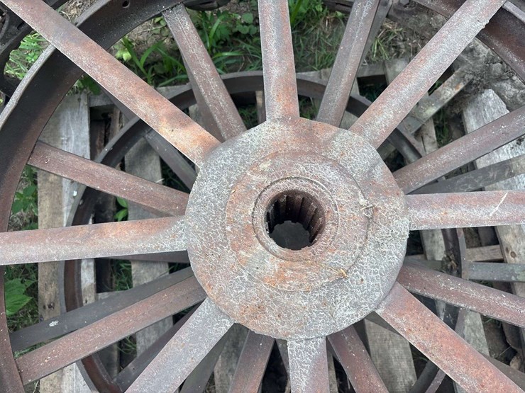 (2)-oliver-steel-wheels-and-extensions-image-5