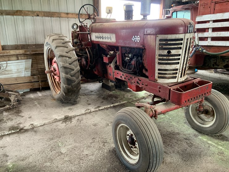 farmall-400-tractor-image-4