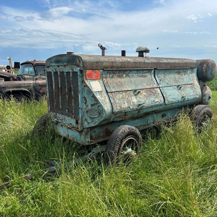 Gardner-Denver Air Compressor Unit and Cart