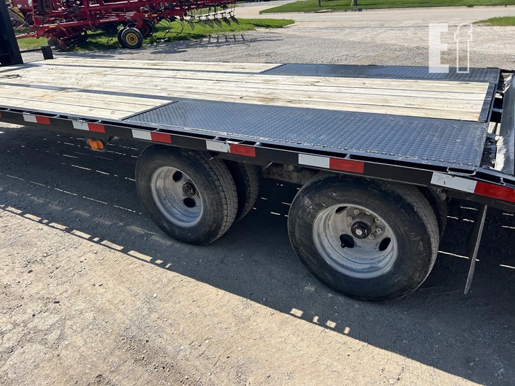 2019-h&h-trailers-20+5-gooseneck-image-16