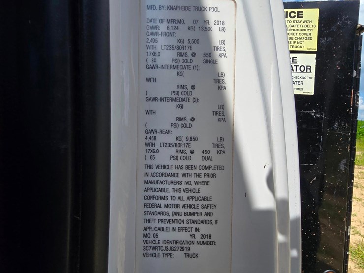 2018-dodge-ram-3500-image-31