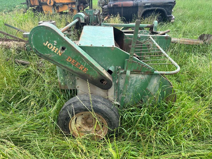 john-deere-baler-image-11