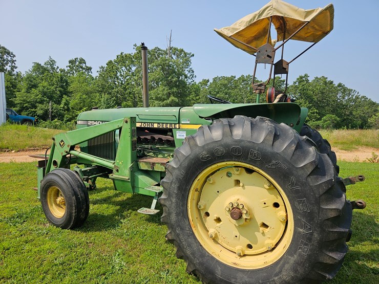 1982-john-deere-2940-image-5