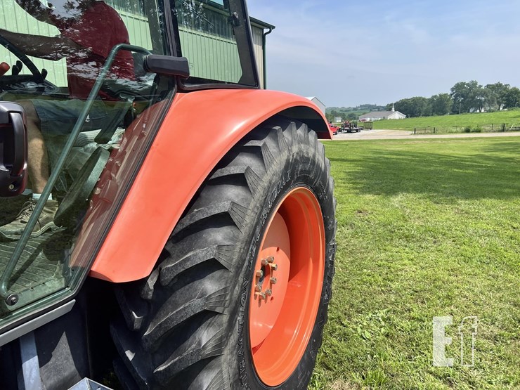 2005-kubota-m125x-image-61