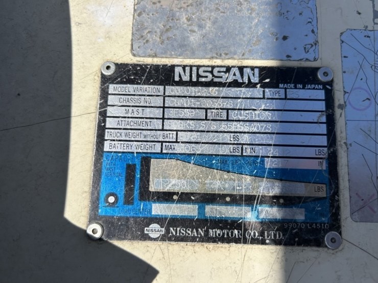 nissan-es35-forklift-image-11