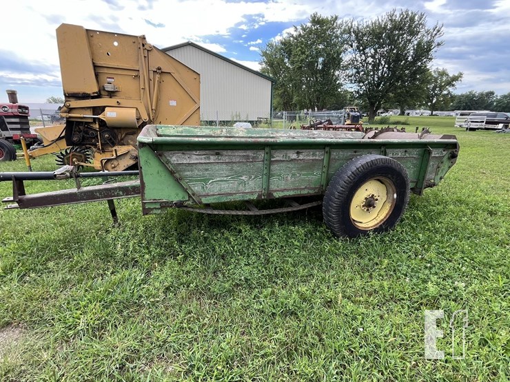 john-deere-34-image-1
