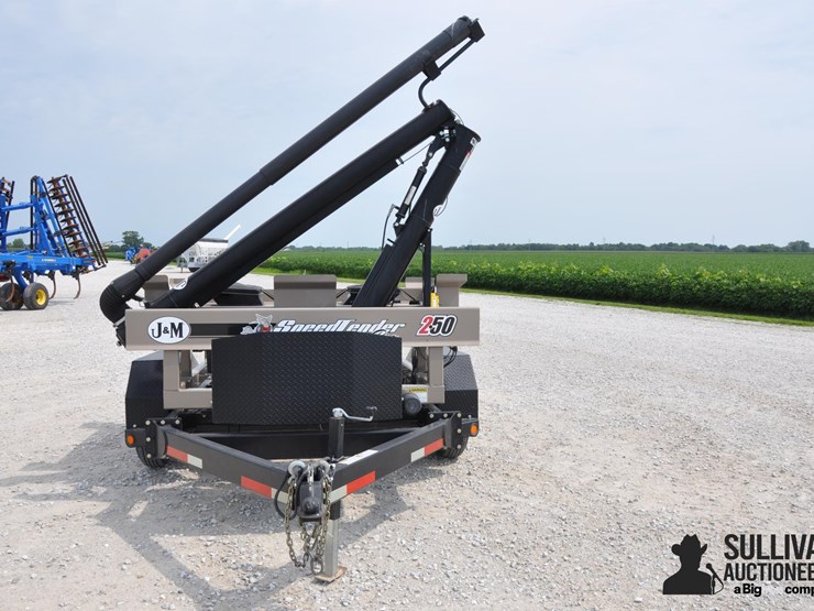 2019-j&m-250-image-2