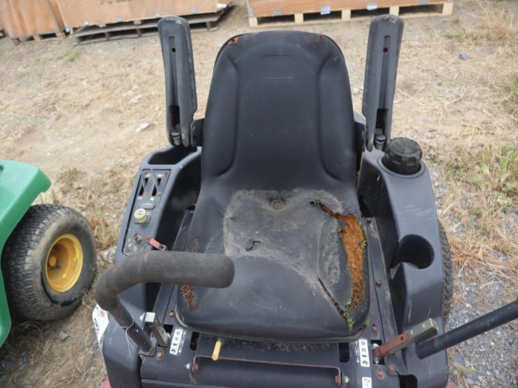 toro-zero-turn-mower-image-15
