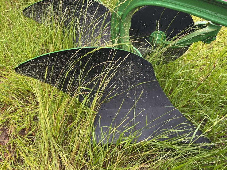 john-deere-14-image-19