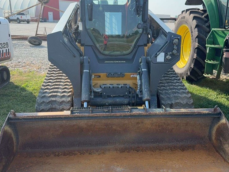 2012-deere-333g-image-28