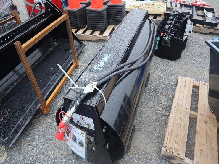 future-skid-steer-vibratory-roller-ft-vr59-image-3